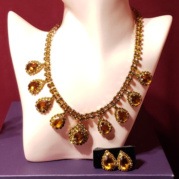 Golden Teardrop Rhinestone Necklace & Earrings - Picture 1 of 6